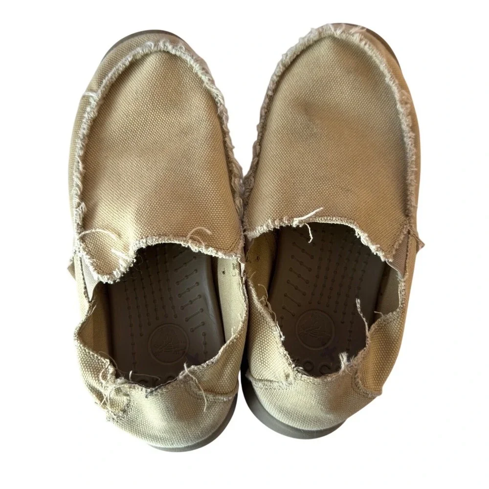 Crocs Men's Santa Cruz Loafers Khaki Canvas Size 9 Frayed Edges Croslite Foam